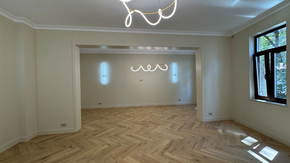 4 camere ||  Mihai Eminescu -Piata Romana || vila interbelica - Poză 4