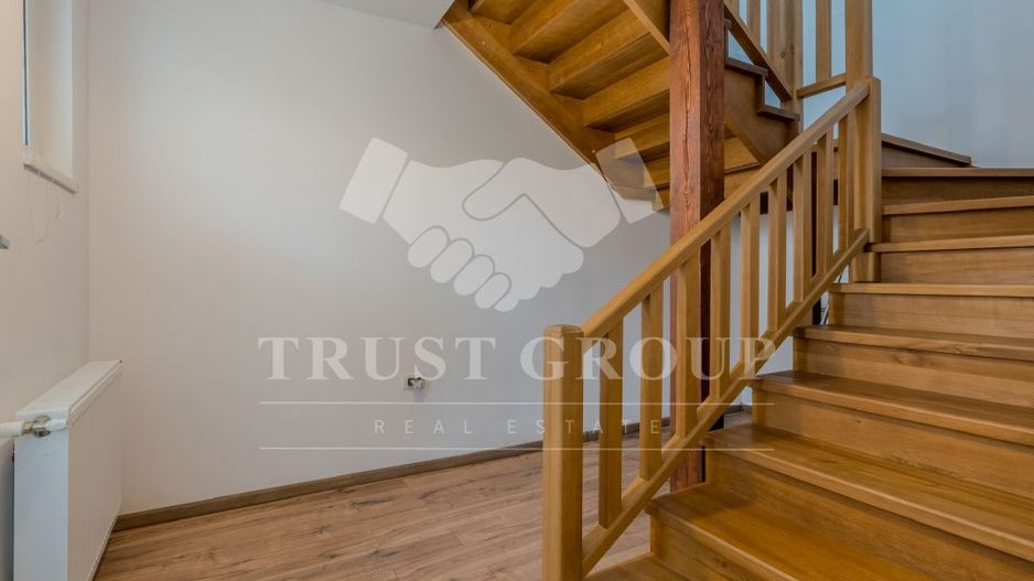 Casa individuala - Ultracentral | Dealul Cetatii | Renovata Integral - Poză 14