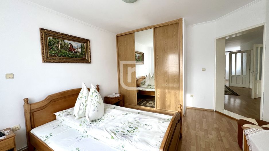 Casa de vacanta spatioasa de vanzare 6 dormitoare in Gura Humorului - Poză 10