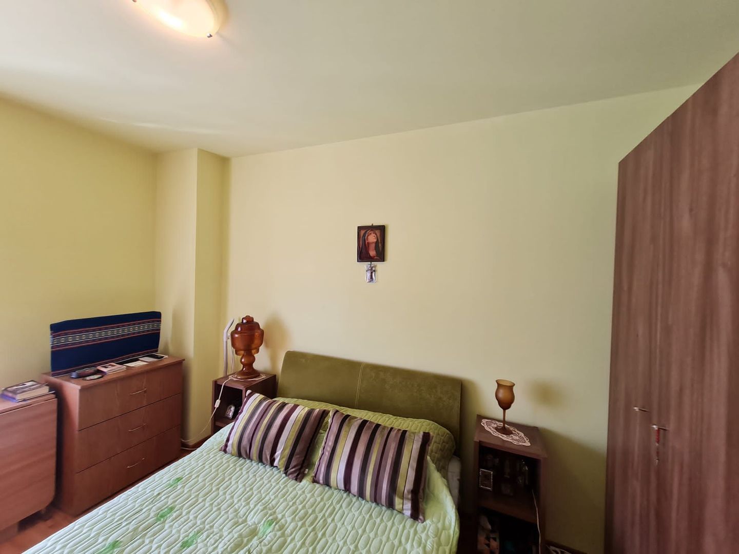 Apartament generos cu o camera - Poză 8