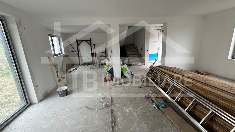 Casa cu 4 camere, 119 mp, Zona Voiniceni - Poză 2