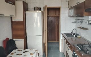 De inchiriat 2 camere, centrala proprie, etaj 7, complet mobilat - Poză 5