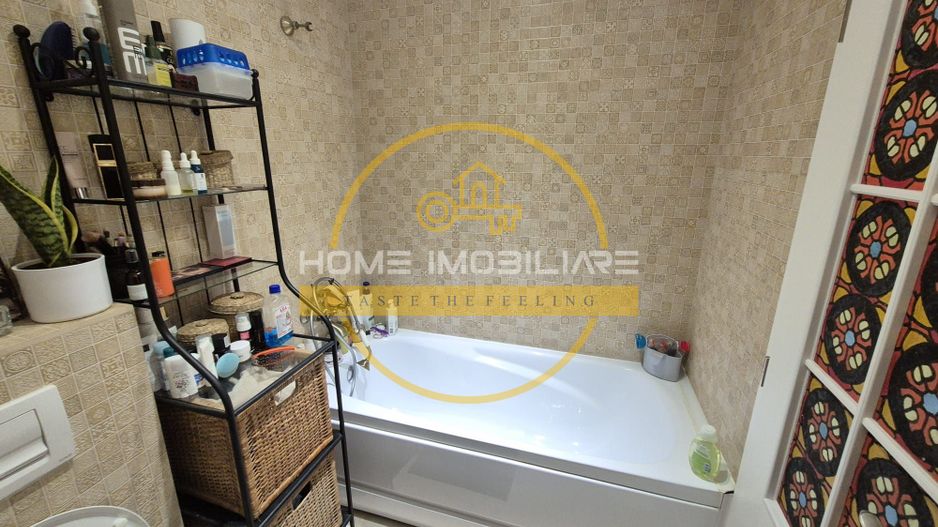 Apartament modern 3 camere 55 mp in zona Palas Mall - Poză 8