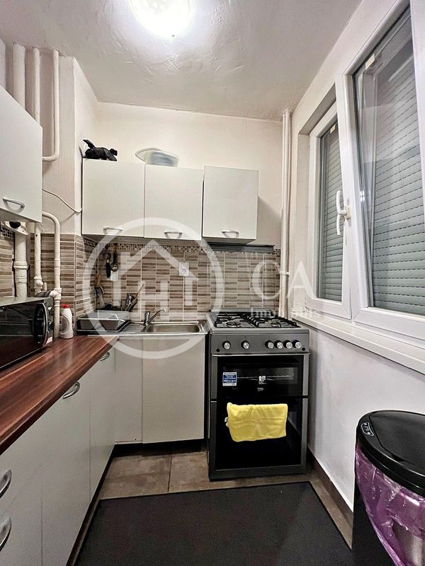 Apartament de închiriat cu 3 camere în zona Velența, Oradea - Poză 6