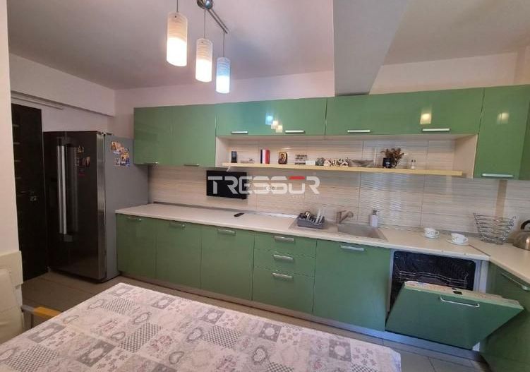 Apartament 4 camere, renovat integral, Tomis Nord – disponibil imediat - Poză 3