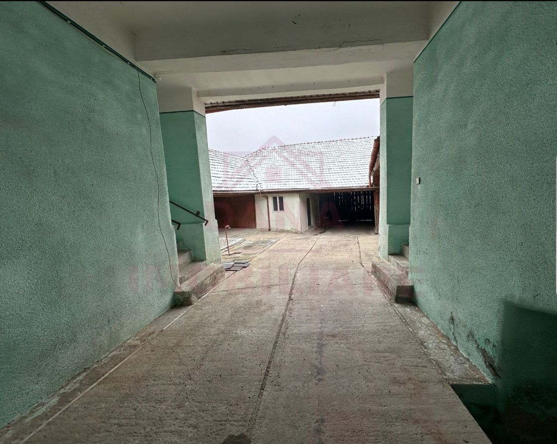 CASĂ DE VÎNZARE ÎN ILOVA\7 CAMERE, JUD.CARAȘ-SEVERIN - Poză 7