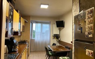 Apartament cu 3 camere în zona, mobilat si utilat -  Piata Centrala - Poză 8
