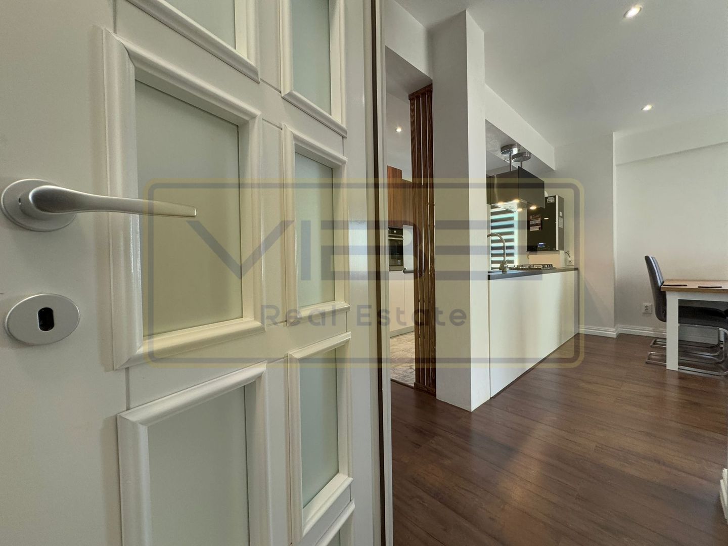 Apartament 2 camere + posibilitate 2 locuri parcare Copou - Royal Town - Poză 15