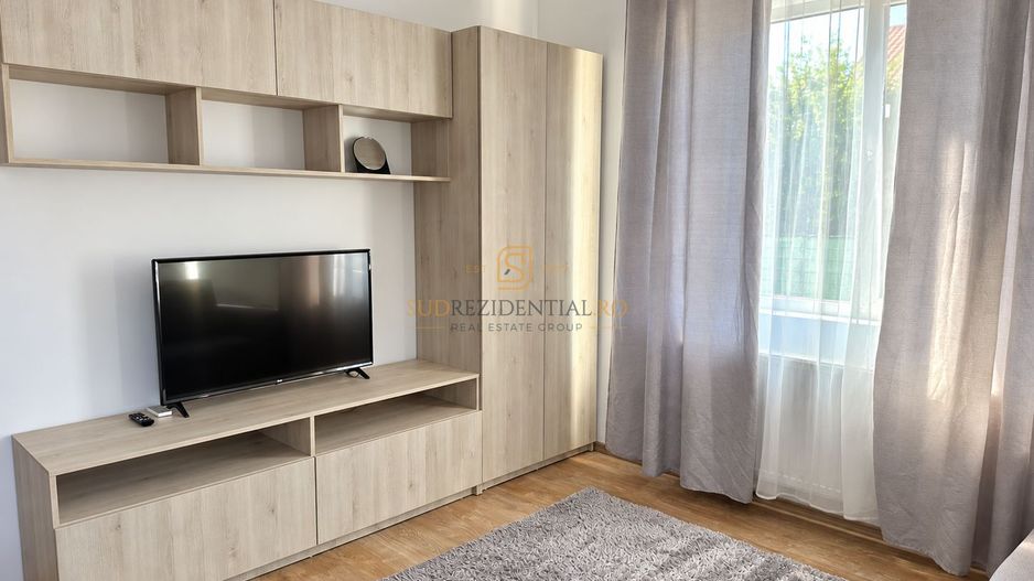 Garsoniera mobilata, curte proprie | Metrou Dimitrie Leonida - Poză 2