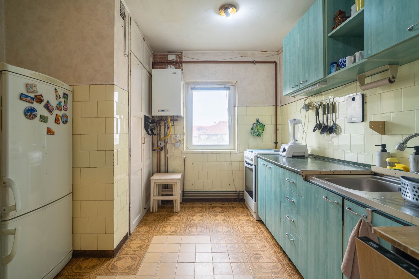 Apartament spațios cu 4 camere – Zona Boul Roșu 0% COMISION - Poză 2
