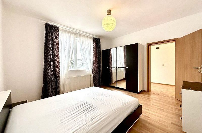 Casa de inchiriat - intrarea în Dumbravita - Poză 16