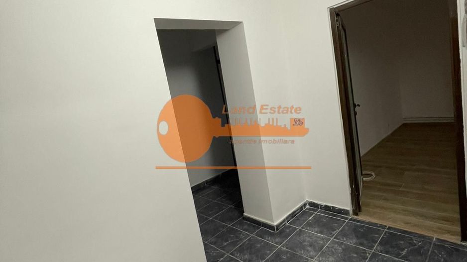 3 camere Lujerului - Orsova ( centrala termica ) - Poză 2