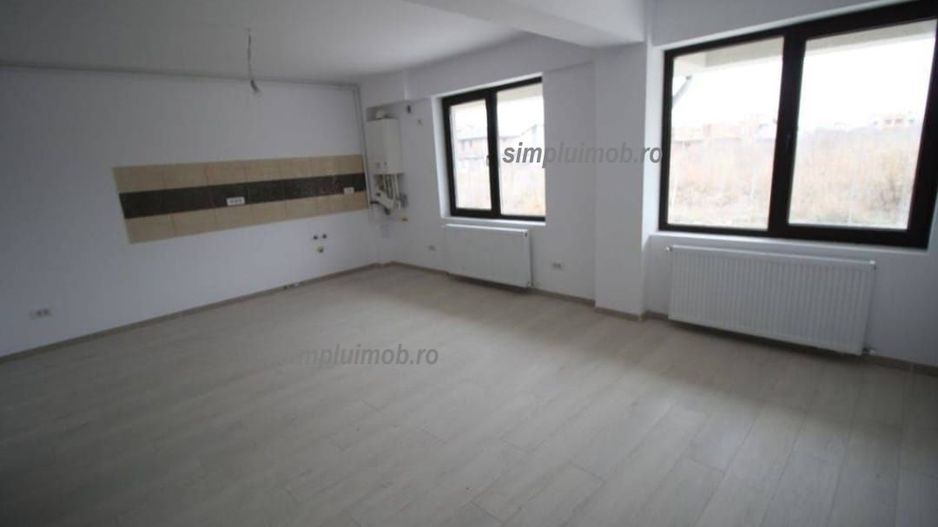Apartament 3 Camere Ozana - Poză 2