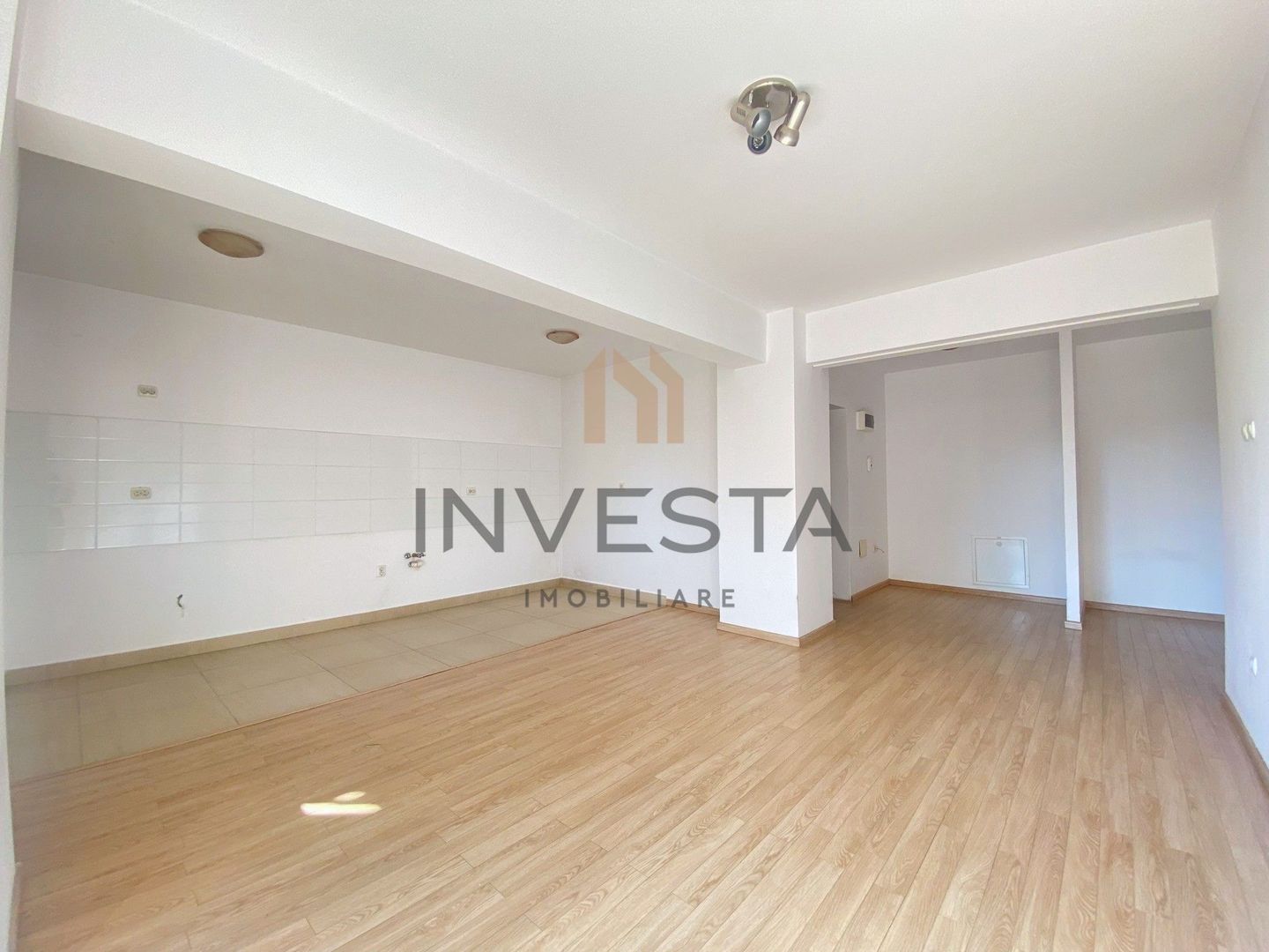 Apartament 2 camere, parcare subterana, etaj intermediar, Buna Ziua - Poză 3