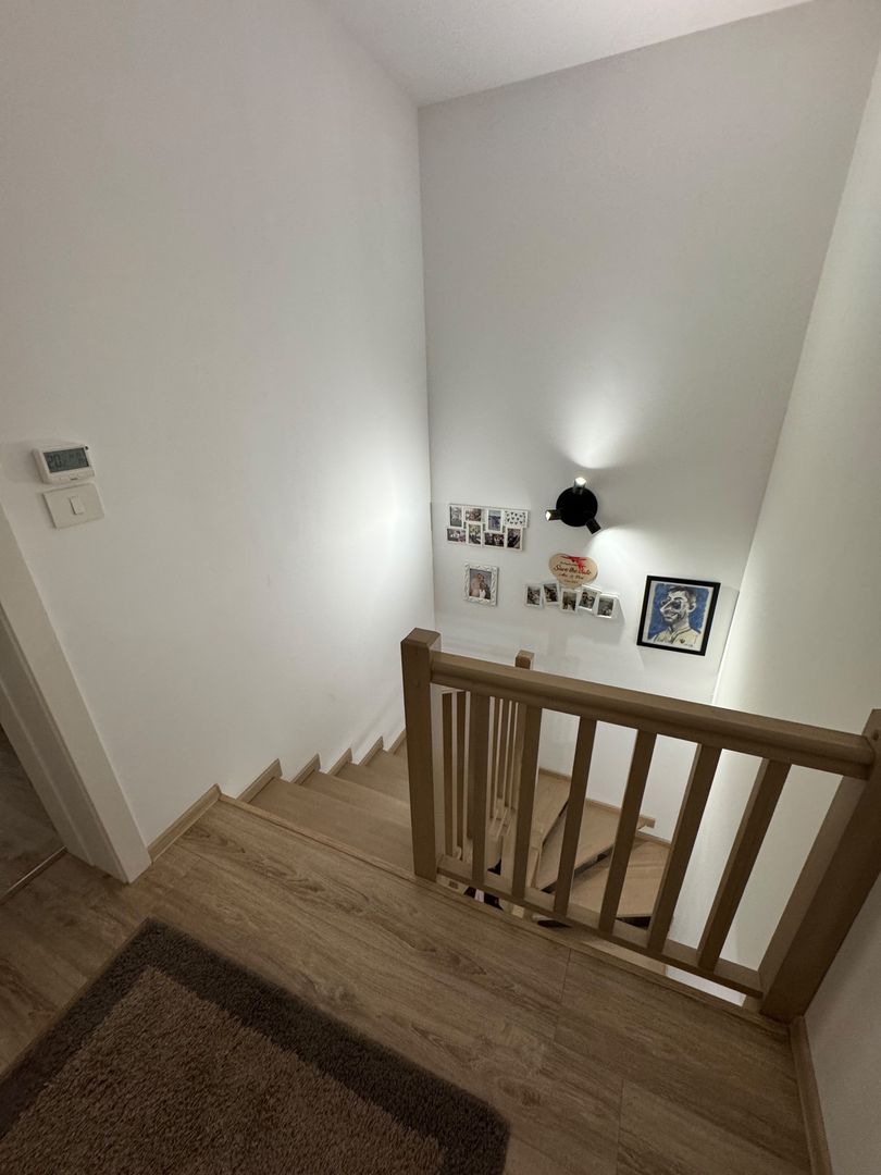 Giroc-Planetelor | Casa insiruita | 3 camere | Statie auto - Poză 12