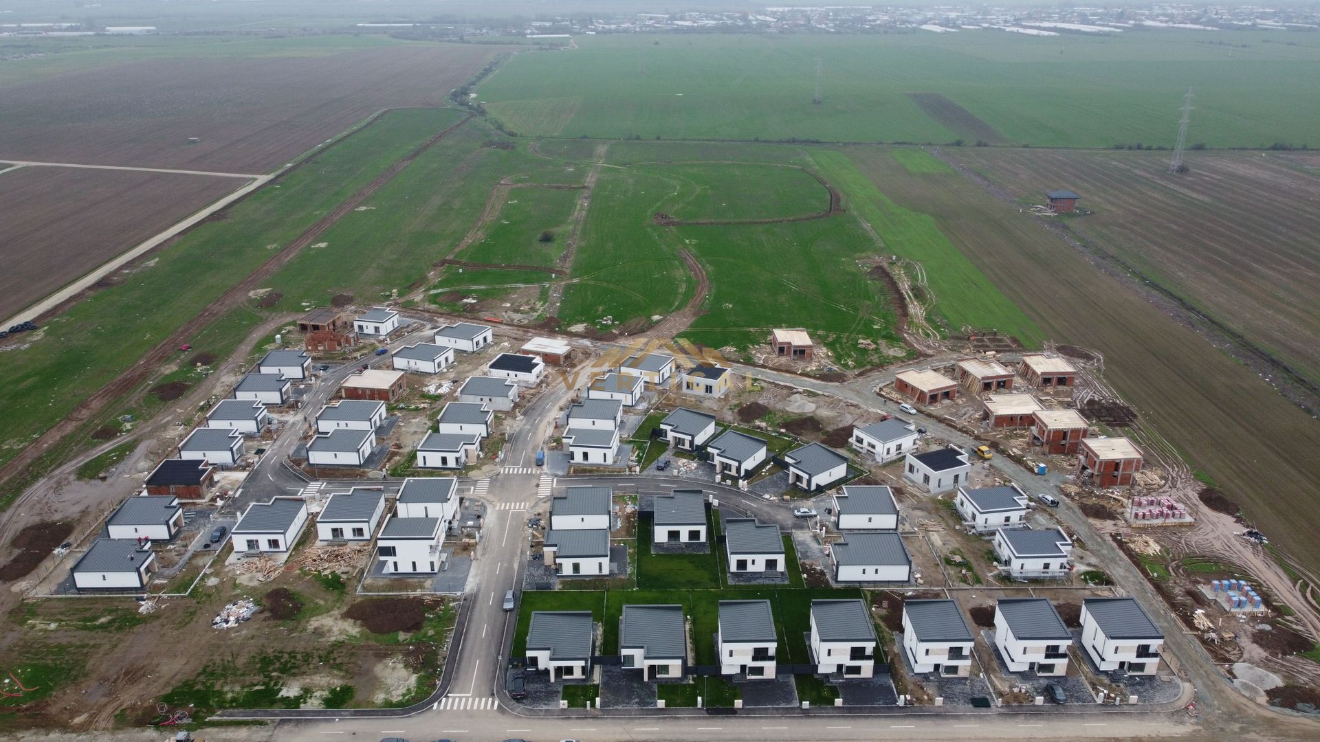 Casa in cartier nou, teren 465mp ,  Berceni - Poză 3