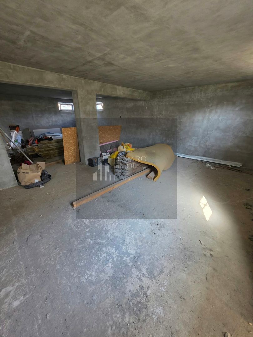DUPLEX D+P+1 CU GARAJ SUBTERAN DE 60 MP – TEREN 241 MP – BRAGADIRU - Poză 4