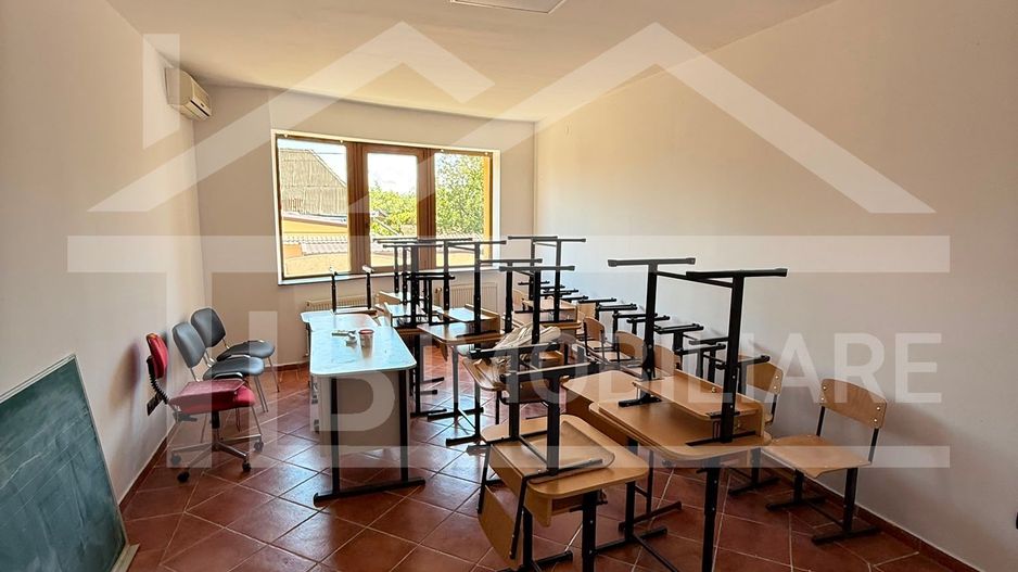 Casa individuala, 10 camere, 753mp, Zona Sancraiu de Mures - Poză 9