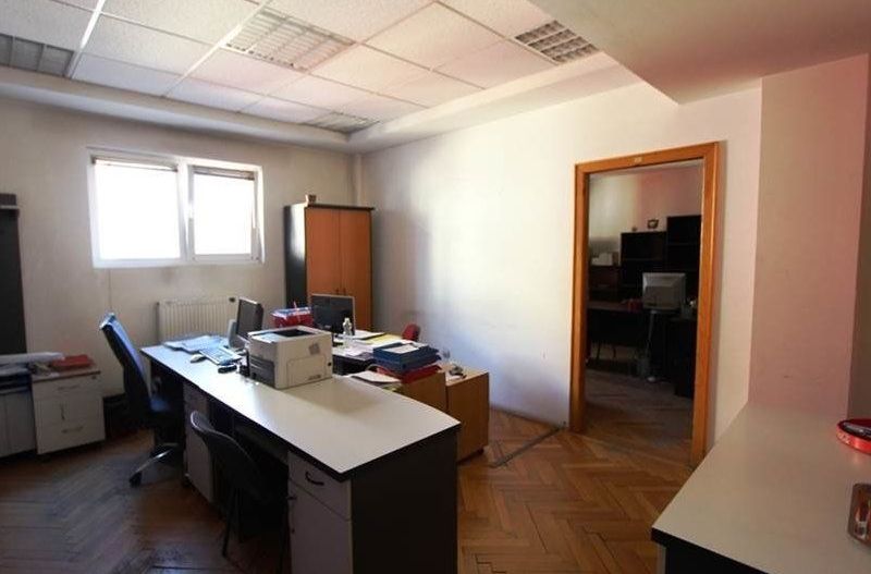 Birouri-diverse suprafete - Poză 9