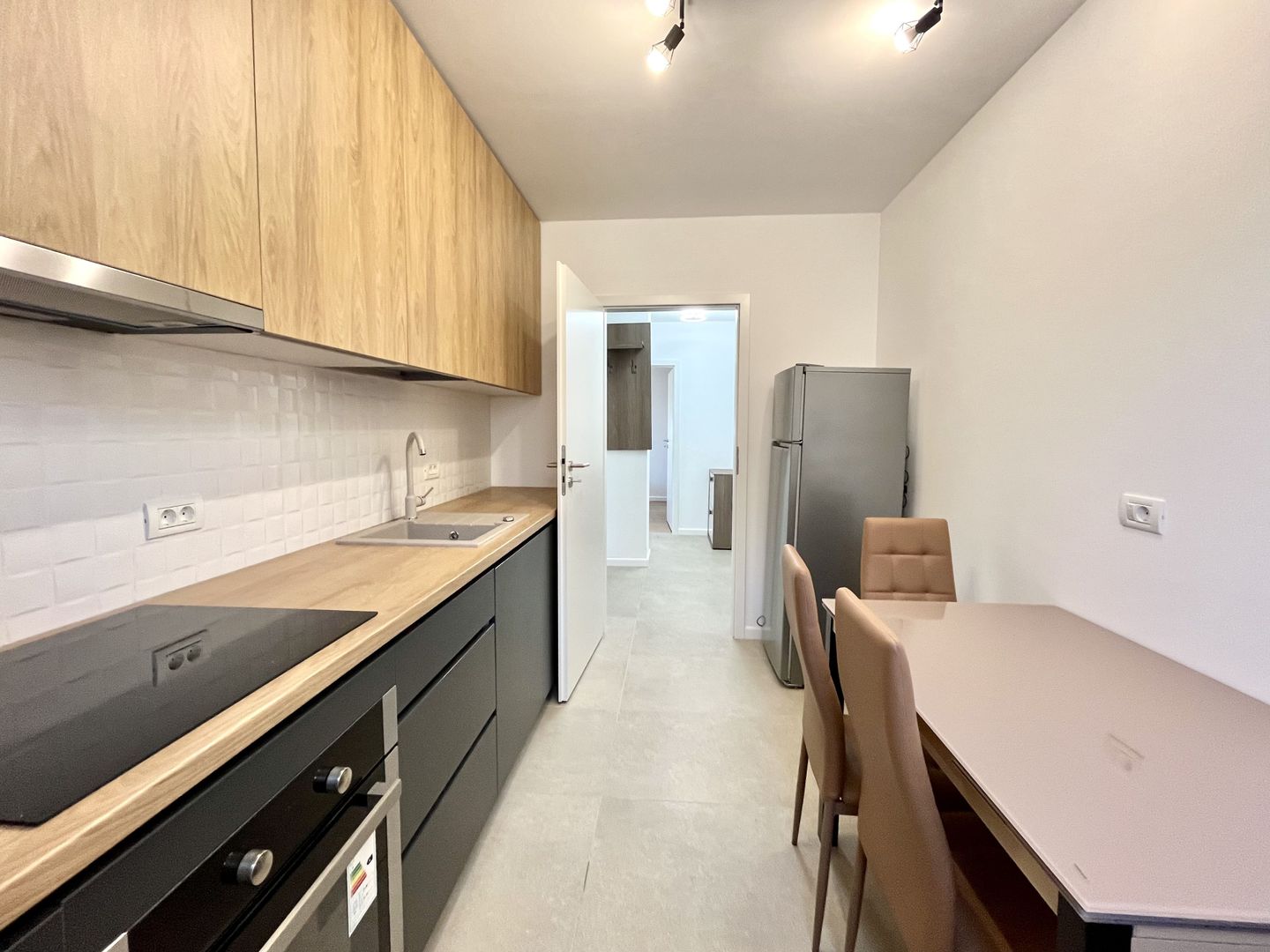 Apartament 2 Camere, prima inchiriere, parcare subteran, zona Soarelui - Poză 11