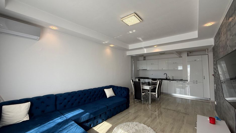 COSMOPOLIS - Apartament cu 2 camere, mobilat si utilat. - Poză 2