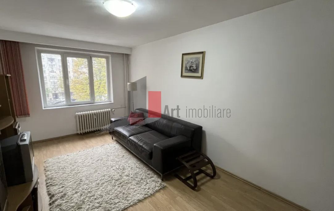 APARTAMENT  3  CAMERE  SEBASTIAN - Poză 2