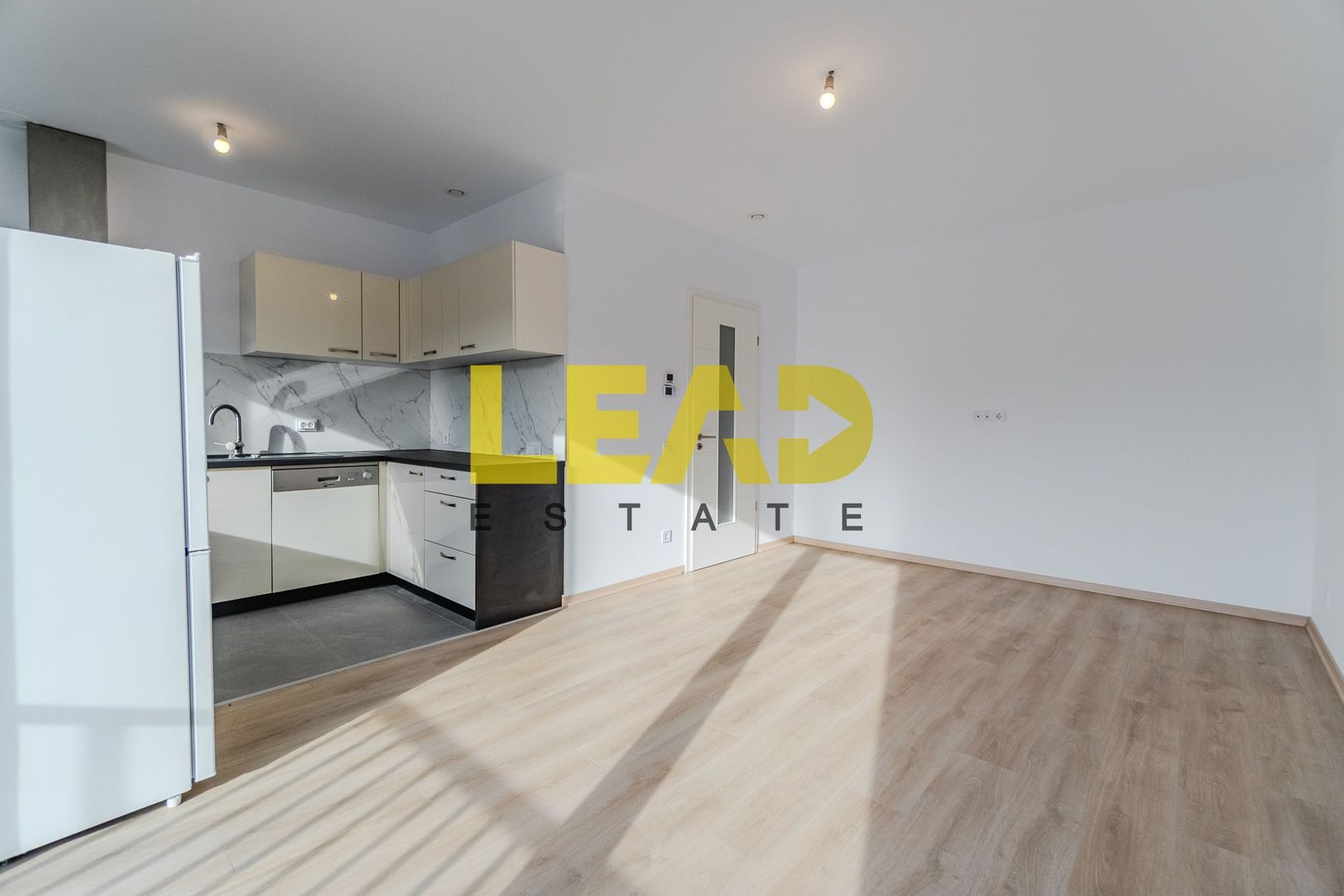 Repozitionare pret! Apartament 2 camere, nou · Noble Residence · Comision 0% - Poză 11