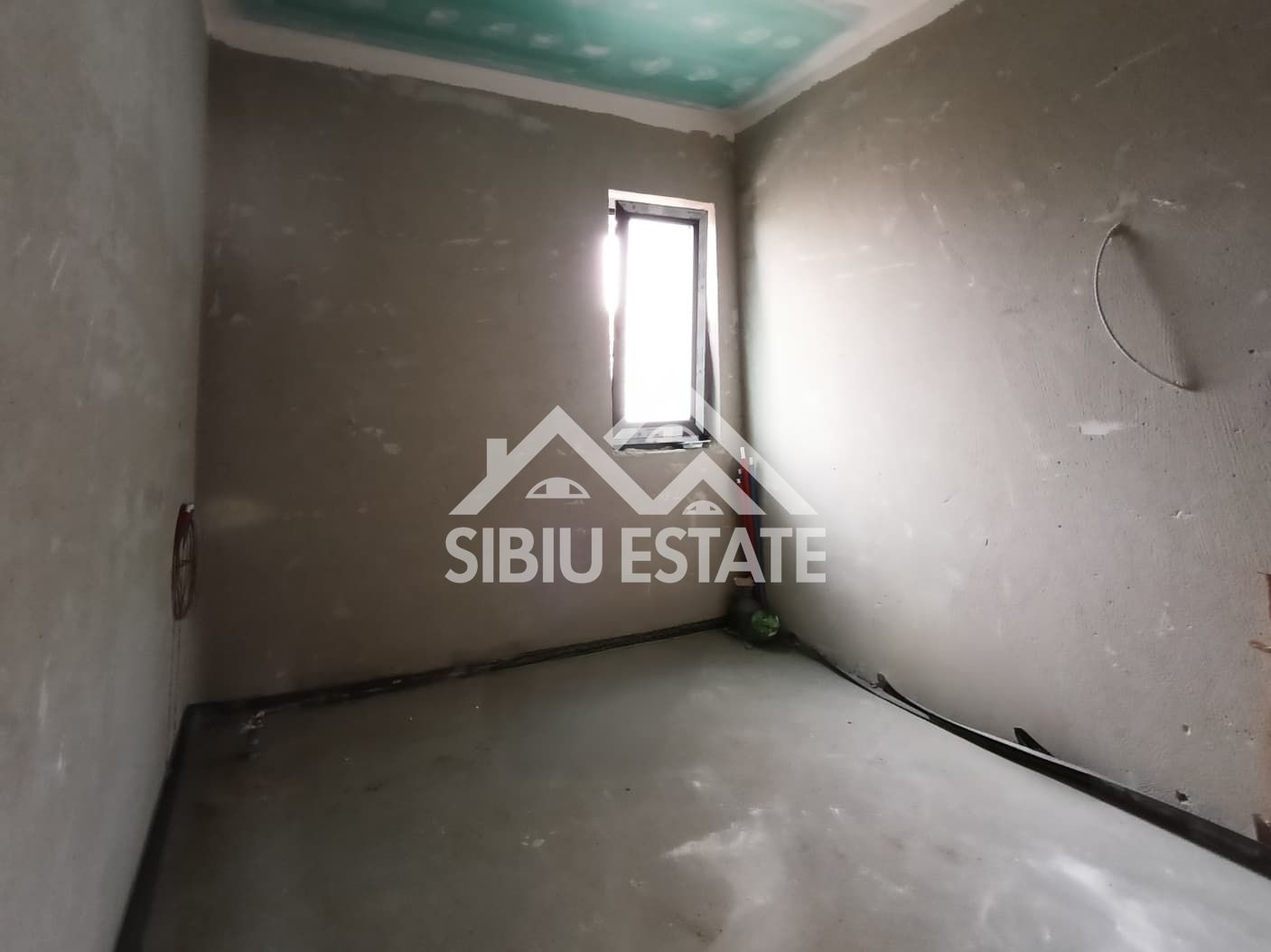 Casa tip duplex  5 camere, teren 400 mp, Selimbar acces usor - Poză 9