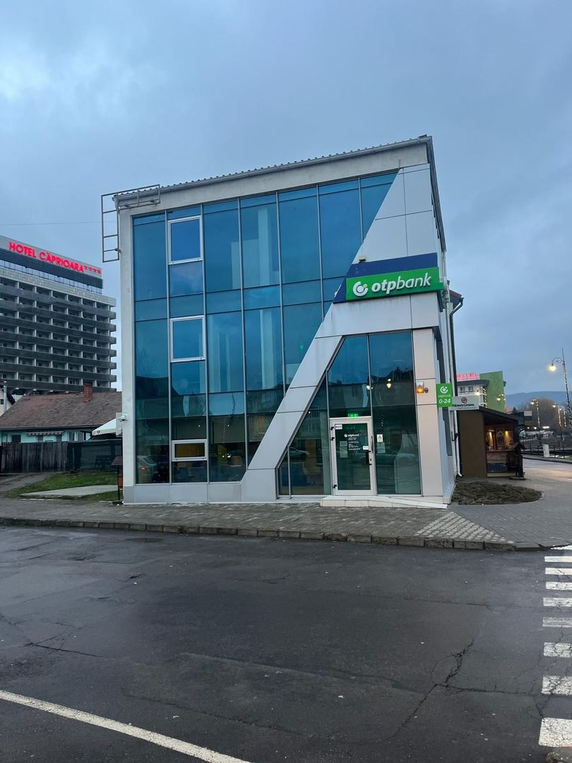 Clădire de vânzare în stațiunea Covasna, amplasare de excepție. - Poză 3