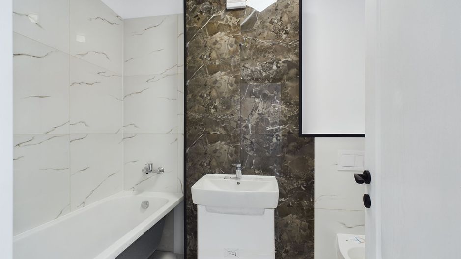 Apartament cu 2 camere, etaj 1, zona Torontalului - Poză 7