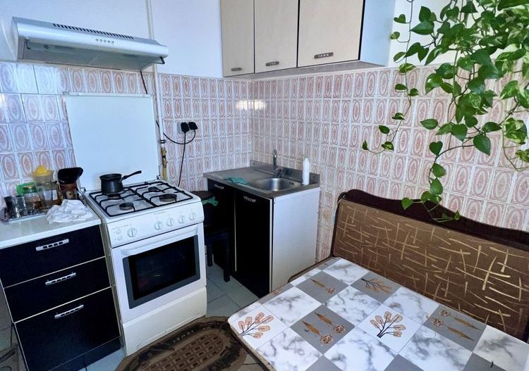 Apartament 3 camere de vânzare – Zona Badea Cârțan, Constanța - Ocazie - Poză 4