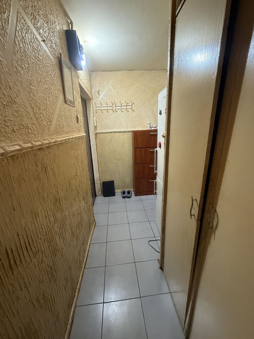 Apartament 2 camere 43 mp Parter( cu balcon) - Campina - Poză 12