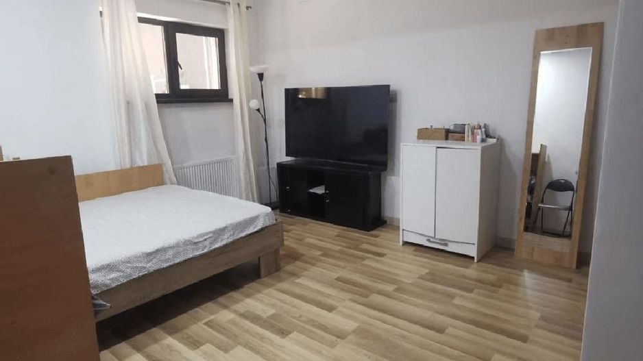 APARTAMENT CU TERASA SI CURTE | GORJULUI | APUSULUI - Poză 5