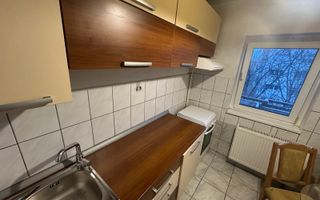 3 camere | zona excelenta | izolat interior | etaj intermediar | - Poză 7