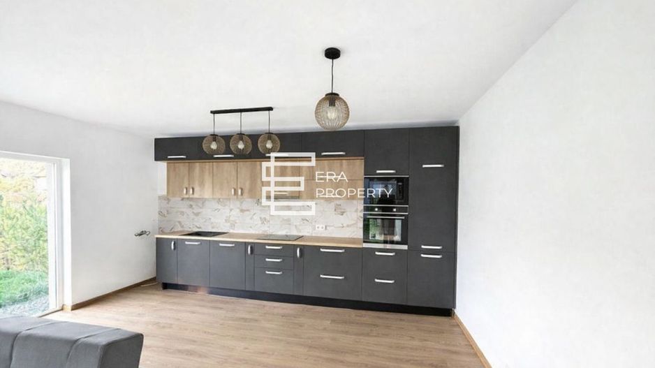 Casă nouă tip duplex, pe un singur nivel, mobilată și utilată, Talmaciu - Poză 2