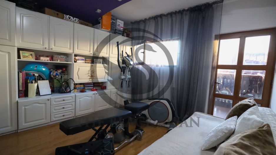 Casa 6 camere de vanzare | Salon Infrumusetare | Ploiesti, COMISION 0% - Poză 11