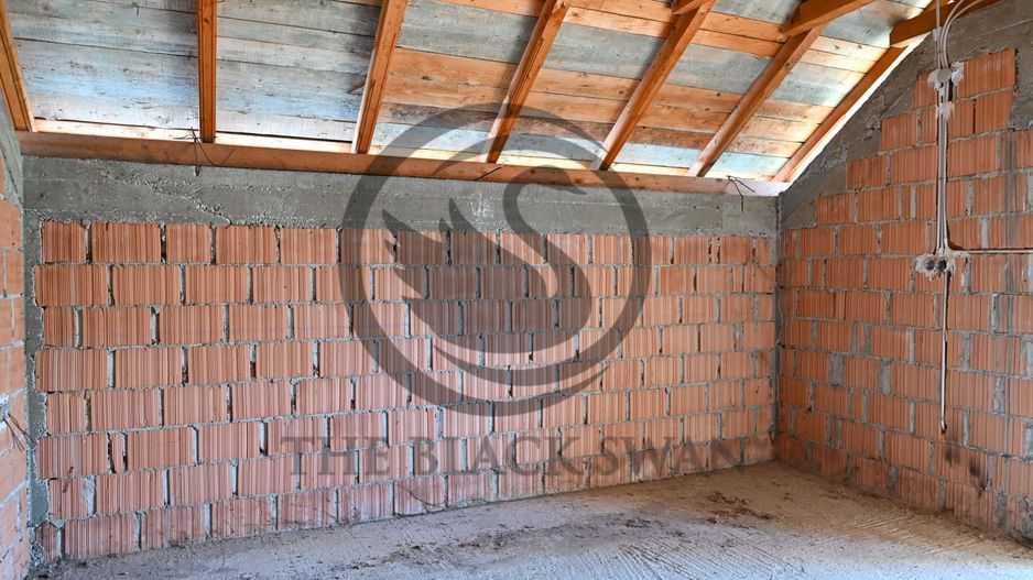 Casa la rosu de vanzare | Iordacheanu - Valea Cucului | Comision 0% - Poză 10