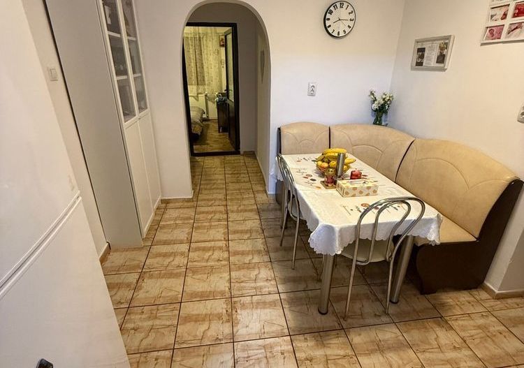 Apartament de vanzare cu vedere la lac - Poză 1