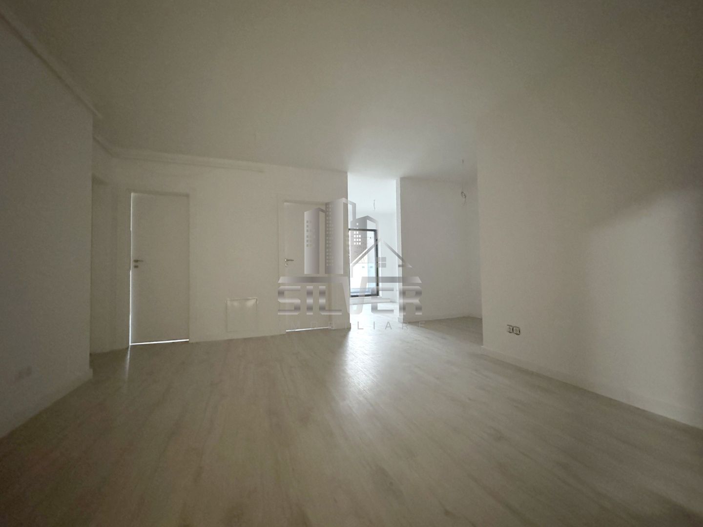Apartament cu 3 camere/zona Frunzisului/CF. - Poză 8