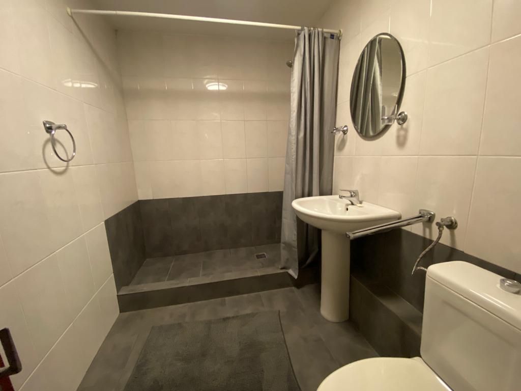 Apartament 4 camere- gata de mutare-Otopeni, central - Poză 5
