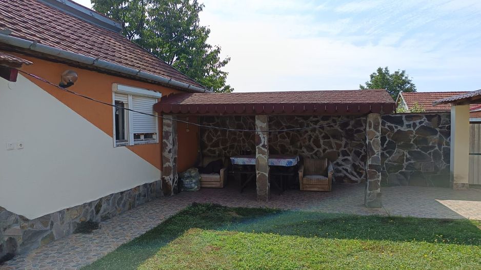Vilă P+E de vânzare în Valea lui Mihai – 233 mp, teren 733 mp - Poză 7