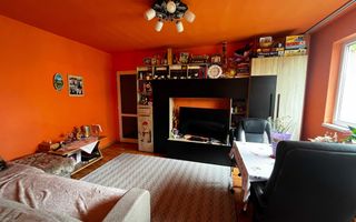 Apartament cu 2 camere de vanzare, Cetate - Poză 1