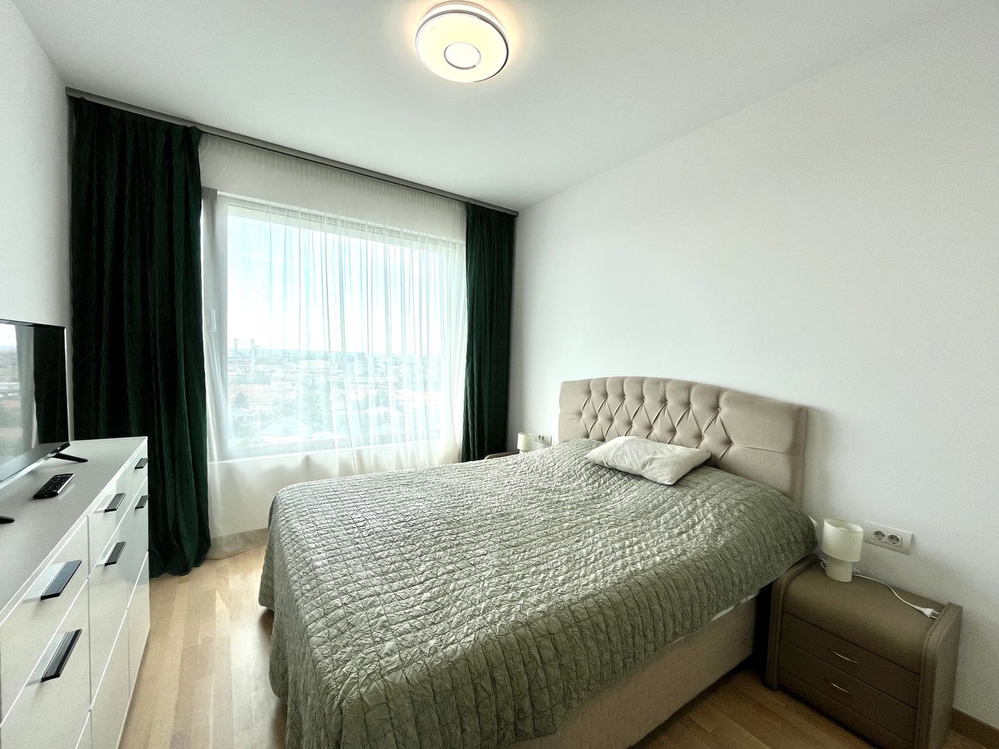 Apartament 2 camere, vedere spectaculoasa spre raul Bega - ISHO - Poză 12