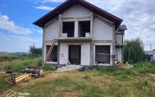 Casa la rosu, P+E, sat Alunis, comuna Frumuseni - Poză 1