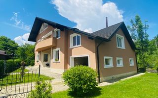 Vila de locuit in Bran/Predelut cu panorama superba. - Poză 1