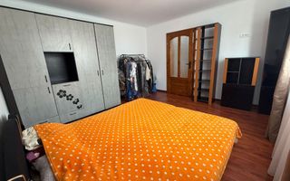 Închiriez casă individuală spațioasă 5 camere ( 200mp ) compusă din 2 apartamente cu intrare separată - Poză 2