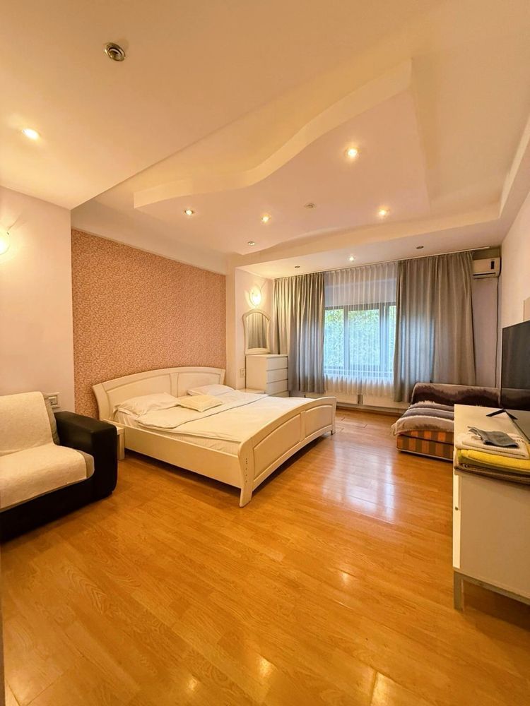 Apartament 3 camere Universitate 80mp - Poză 4