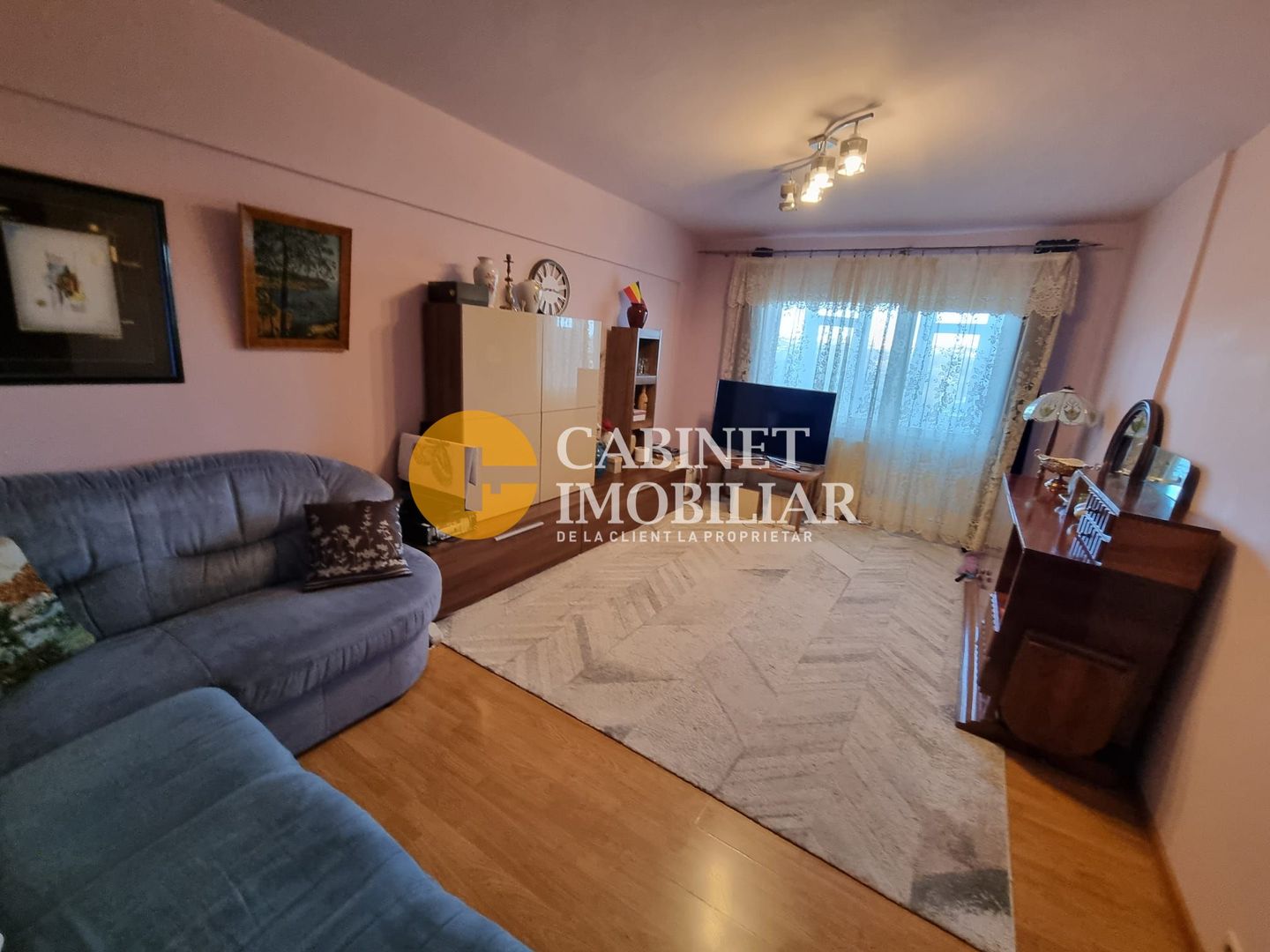 Apartament 4 camere – Rond Vechi, 97 mp, luminos și spațios - Poză 3