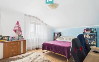 Casă confortabilă cu 6 camere la 10 km de Arad - Poză 12