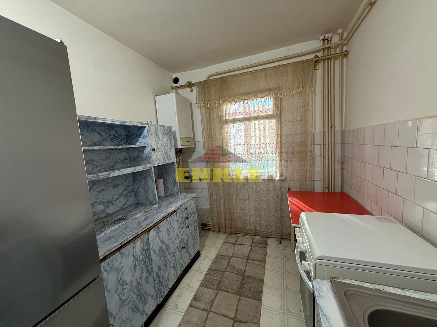De vânzare apartament cu 2 camere decomandat, zona Bucovina. - Poză 6